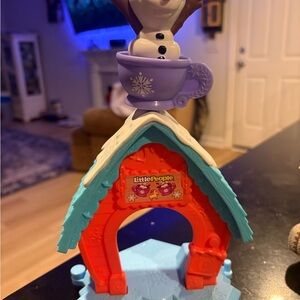 Little people Olafs Hot Cocoa Stand